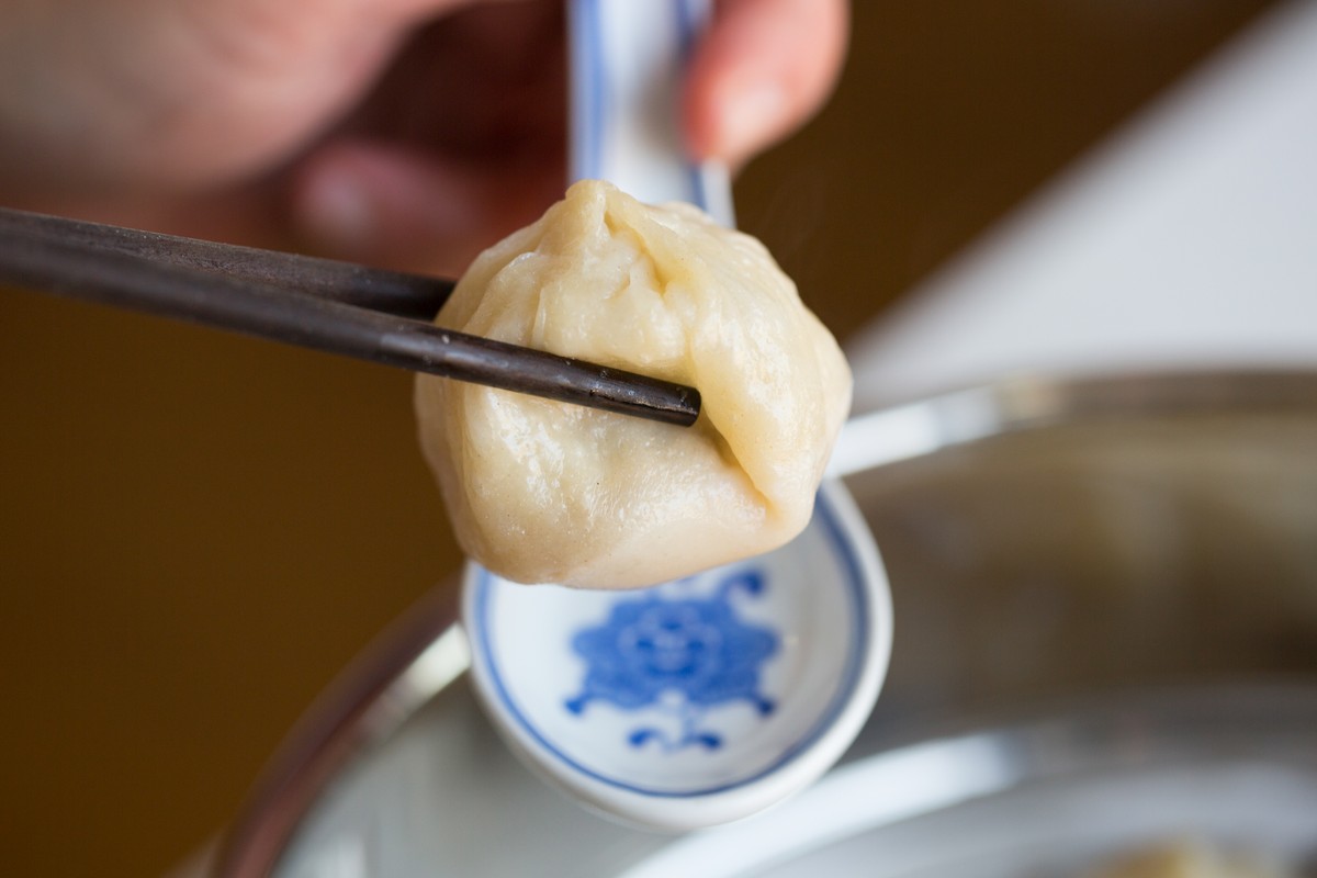 Shanghai Soup Dumplings {Xiao Long Bao 小笼包} - HomeNaturallyMade