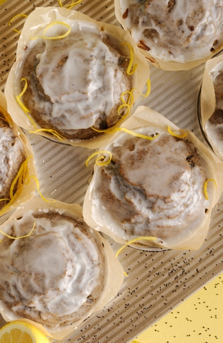 lemon-poppy-seed-muffins