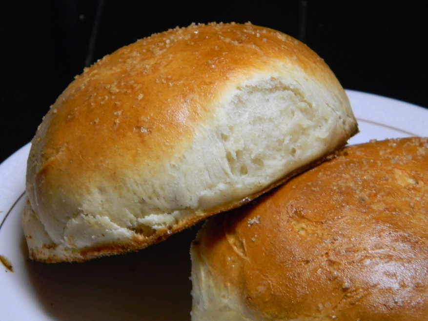 Beautiful Moist Buns - Photo by Mohyee Eldin | ChefSteps