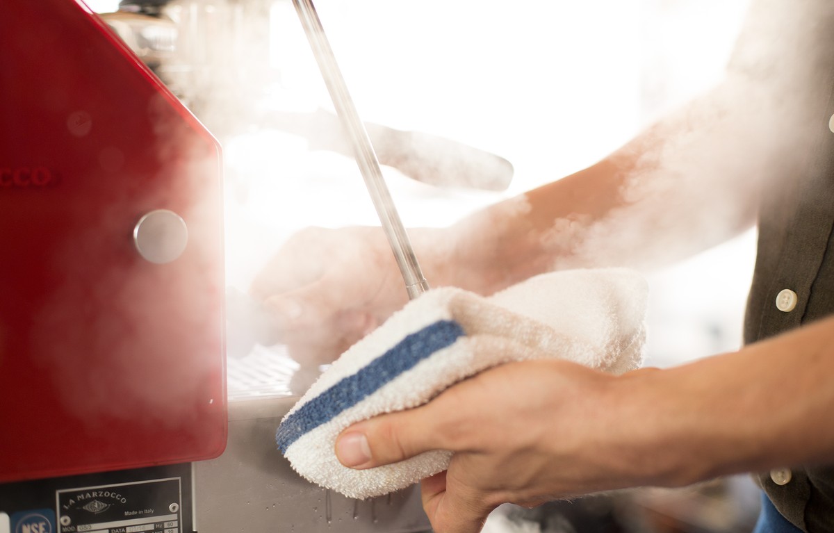 The secret to clean milk stains on a steam wand or milk circuit