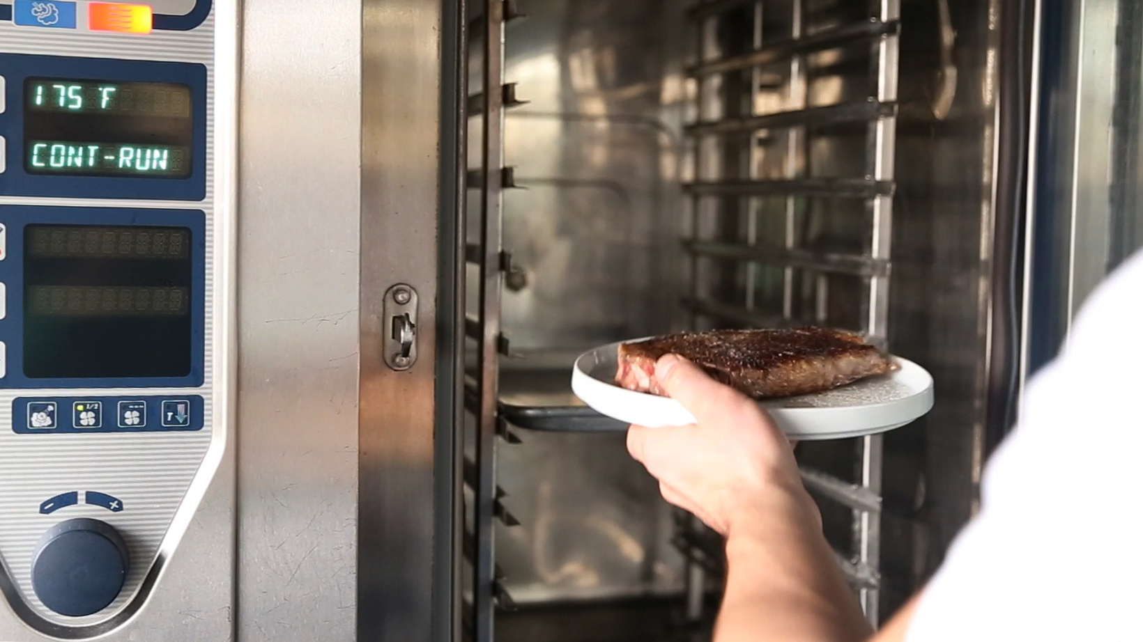 convert?fit=crop&w=120&h=120&quality=100&cache=true&rotate=exif&compress=true